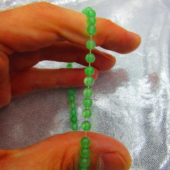 Green Aventurine 4mm Round 7" Stretchy Gemstone Bracelet - Picture 3 of 3